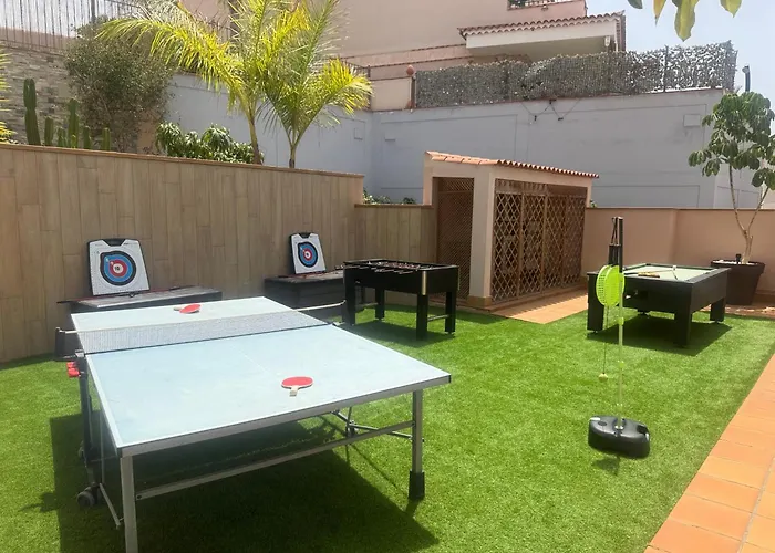 Blossom In The Beautiful Area Of Puerto Santiago Tenerife With 5 Bedrooms For Up To 10 Guests Private Swimming Pool And Many Other Activities To Entertain The Family Secure Parking For 2 Cars And Disabled Access Throughout * Puerto de Santiago (Tenerife)